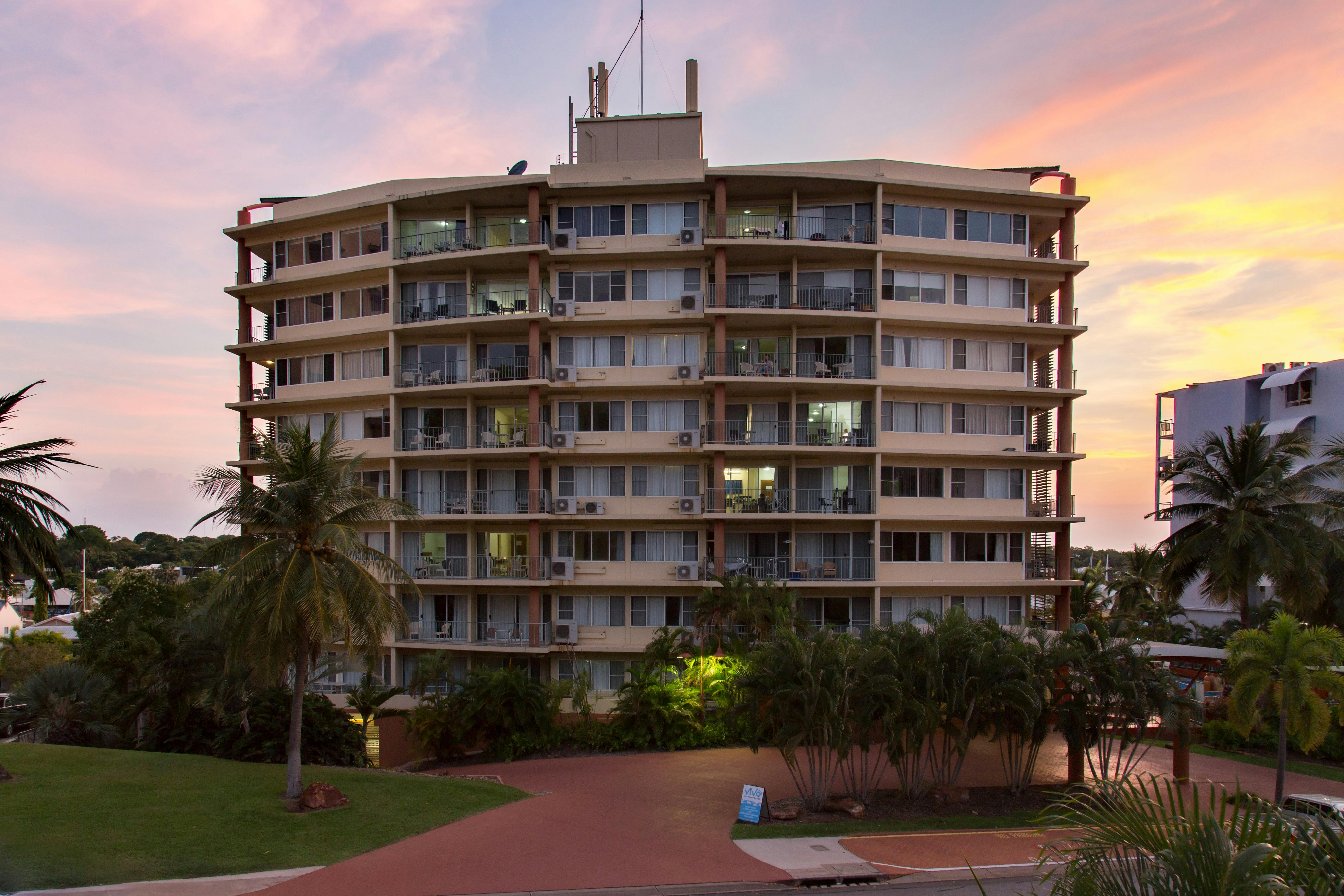 Cullen Bay Resorts