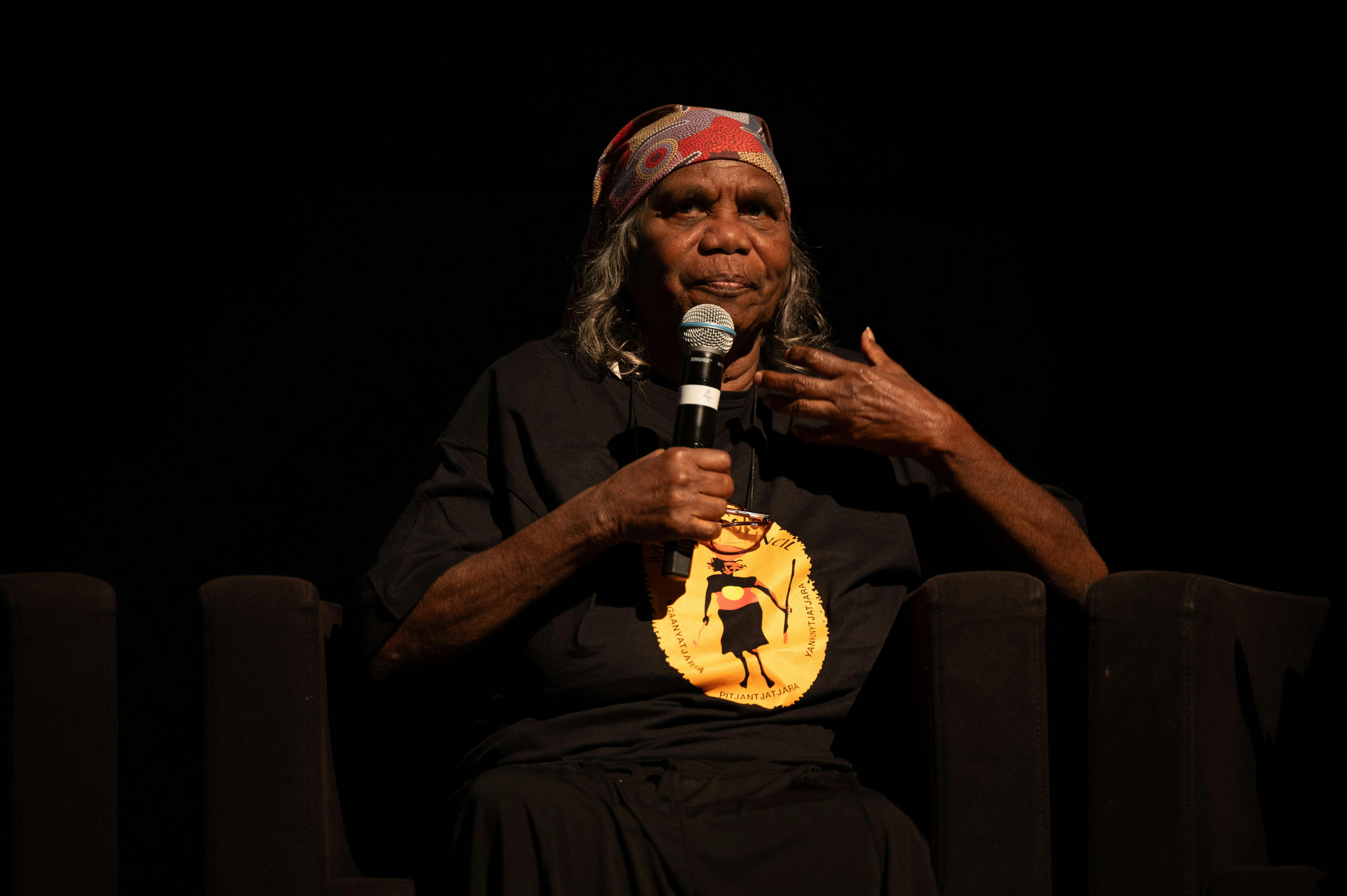 Ngangkari traditional healer, NPY Women’s Council, presenting at Desert Mob Artist Talks 2025.
