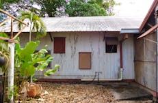 Side View of Pee Wee Hut at East Point