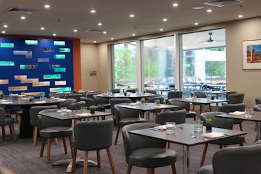 Aqua Restaurant and Bar