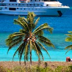 coral expeditions ship in situation