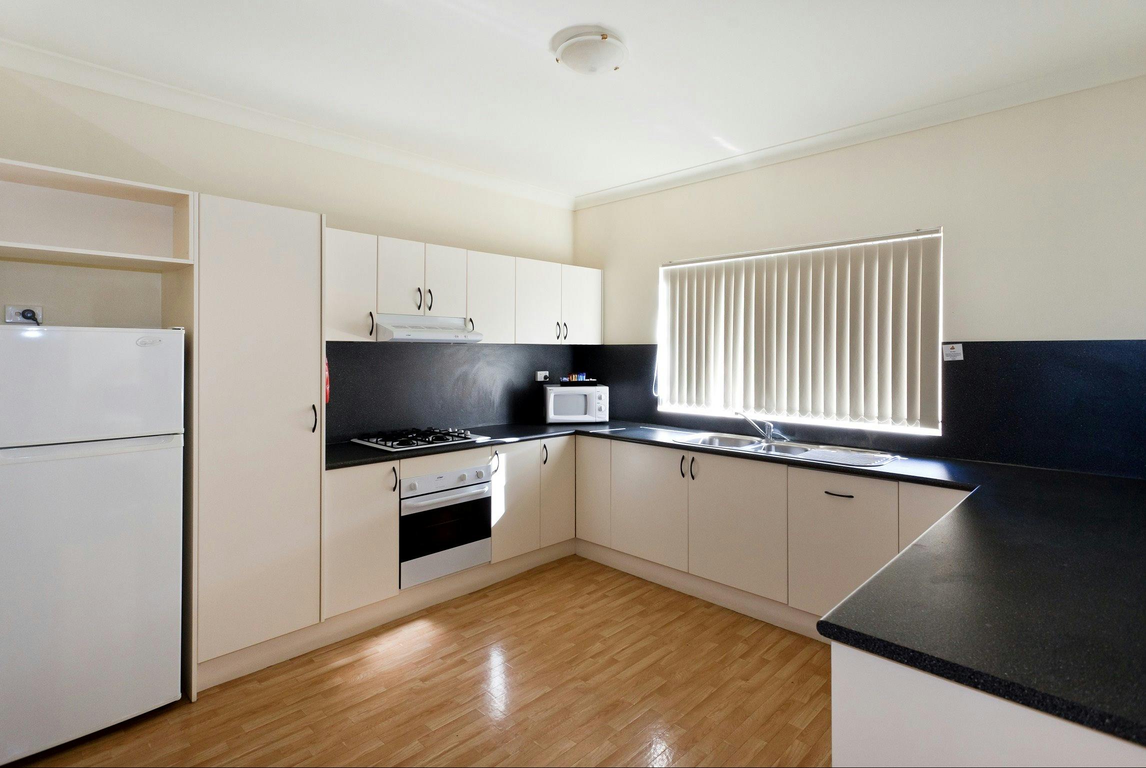 2 Bedroom Kitchen