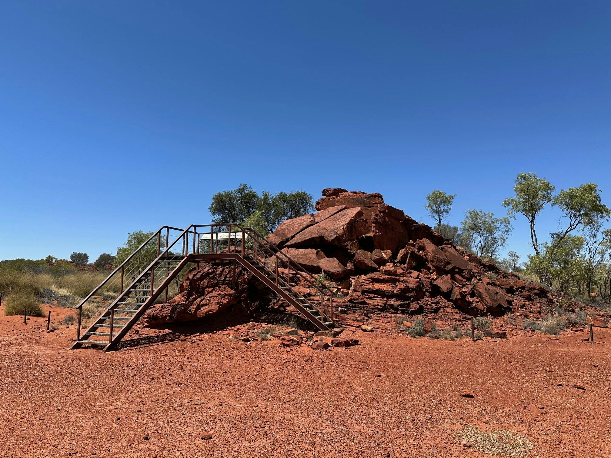 Napwerte / Ewaninga Rock Carvings Conservation Reserve