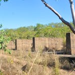 Blast walls between ordinance stores