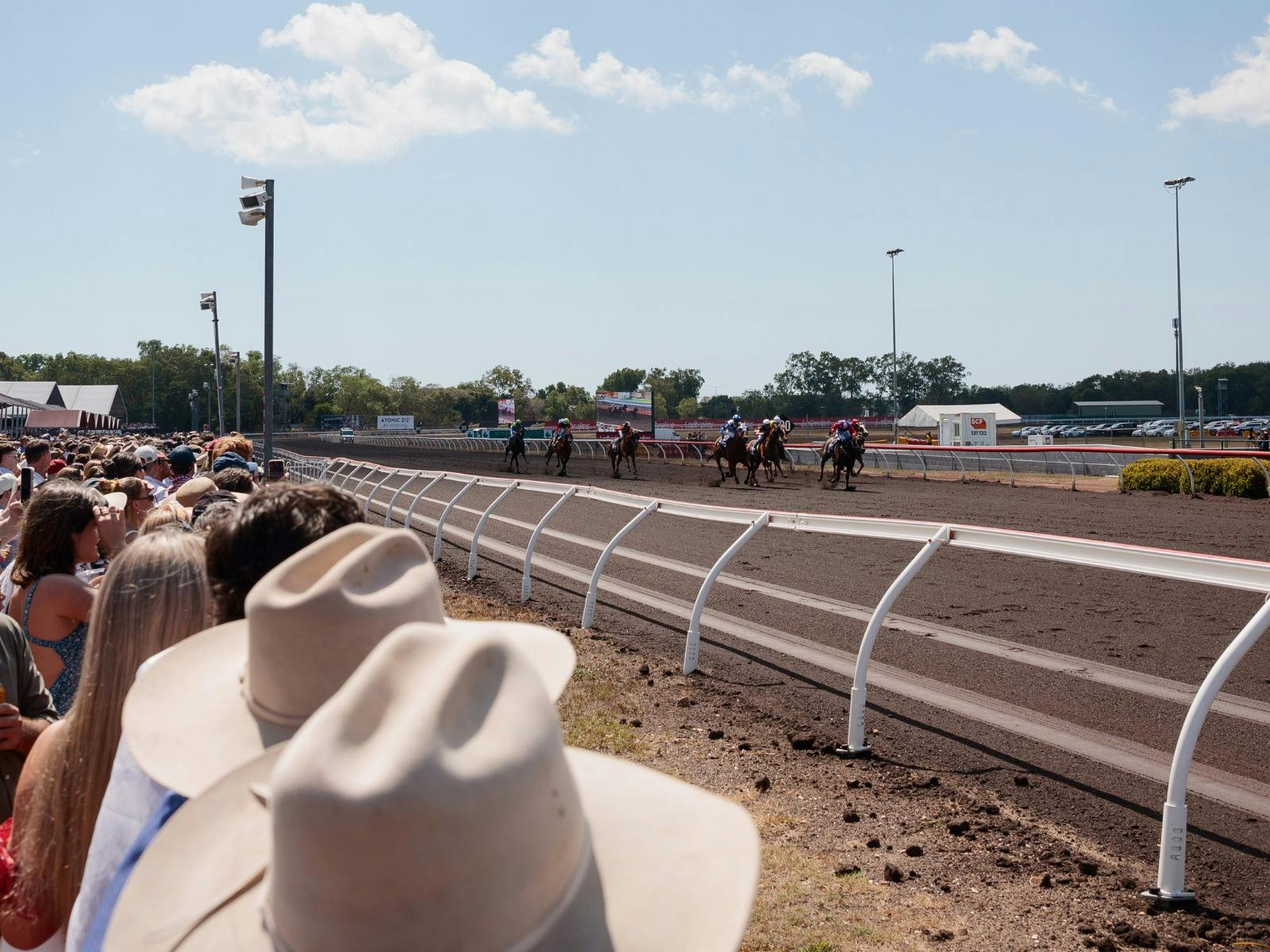 Horse Racing in Darwin