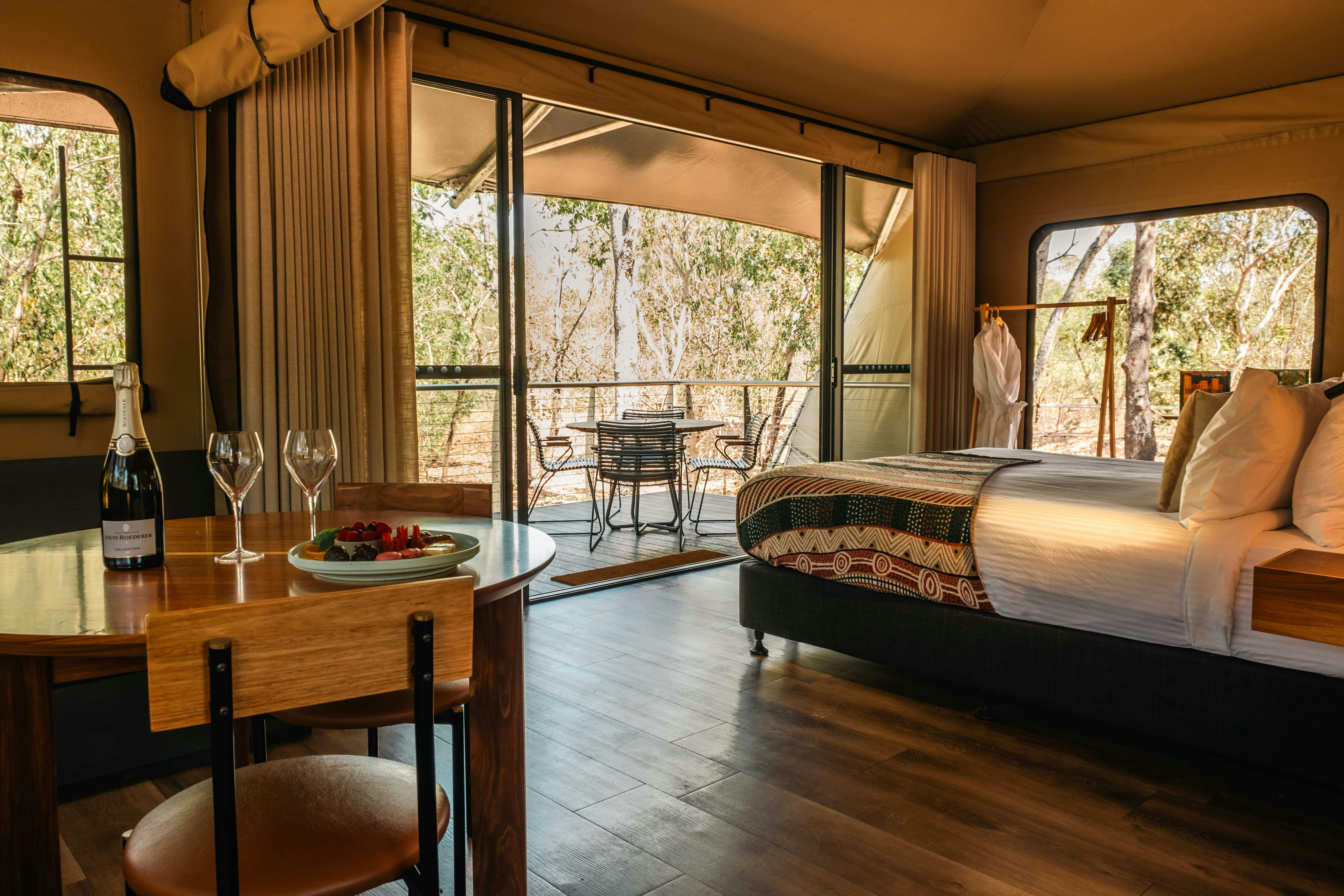 Yellow Water Villa at Cooinda Lodge