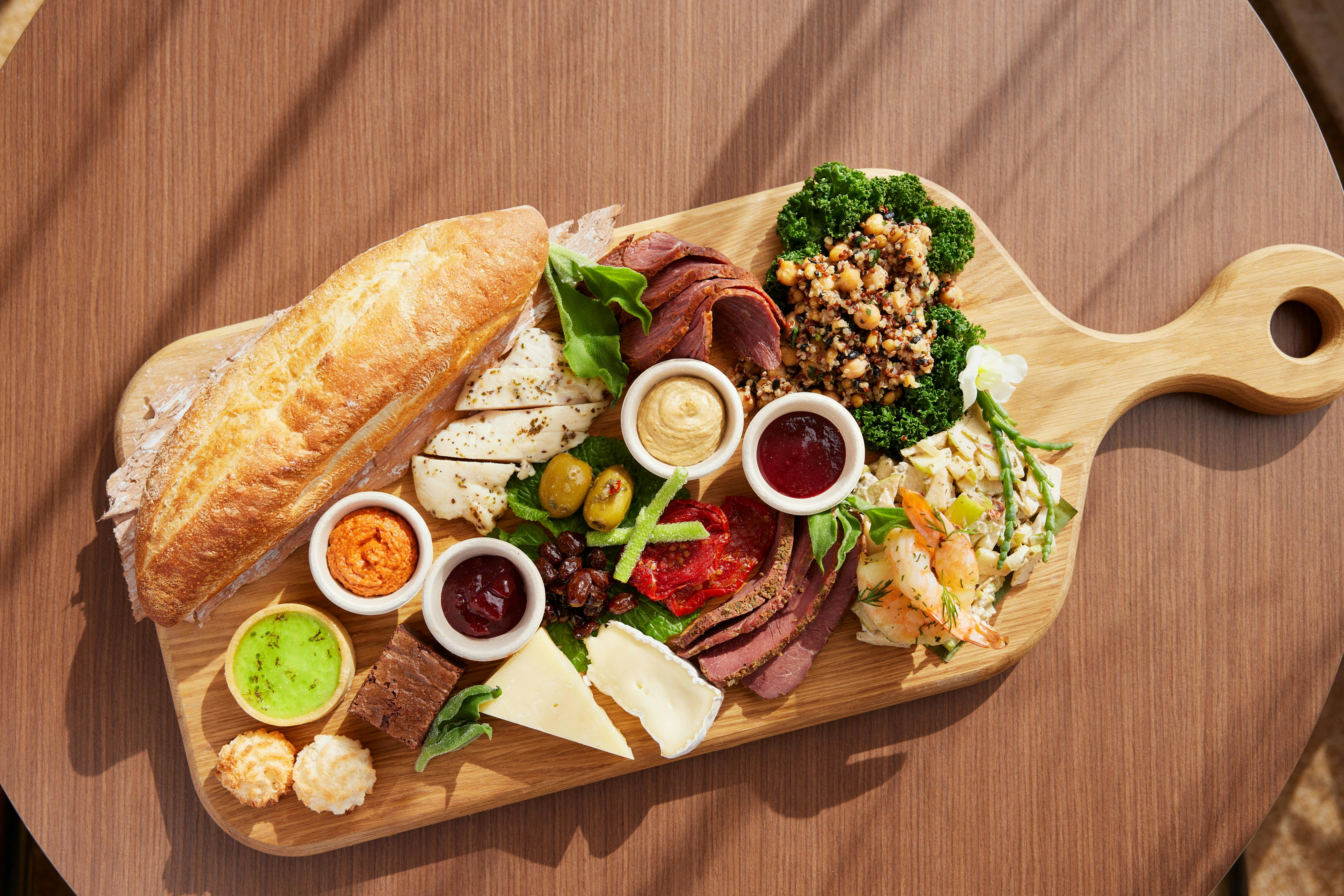 Wintjiri Wiru Sunset Dinner - Adult Basket