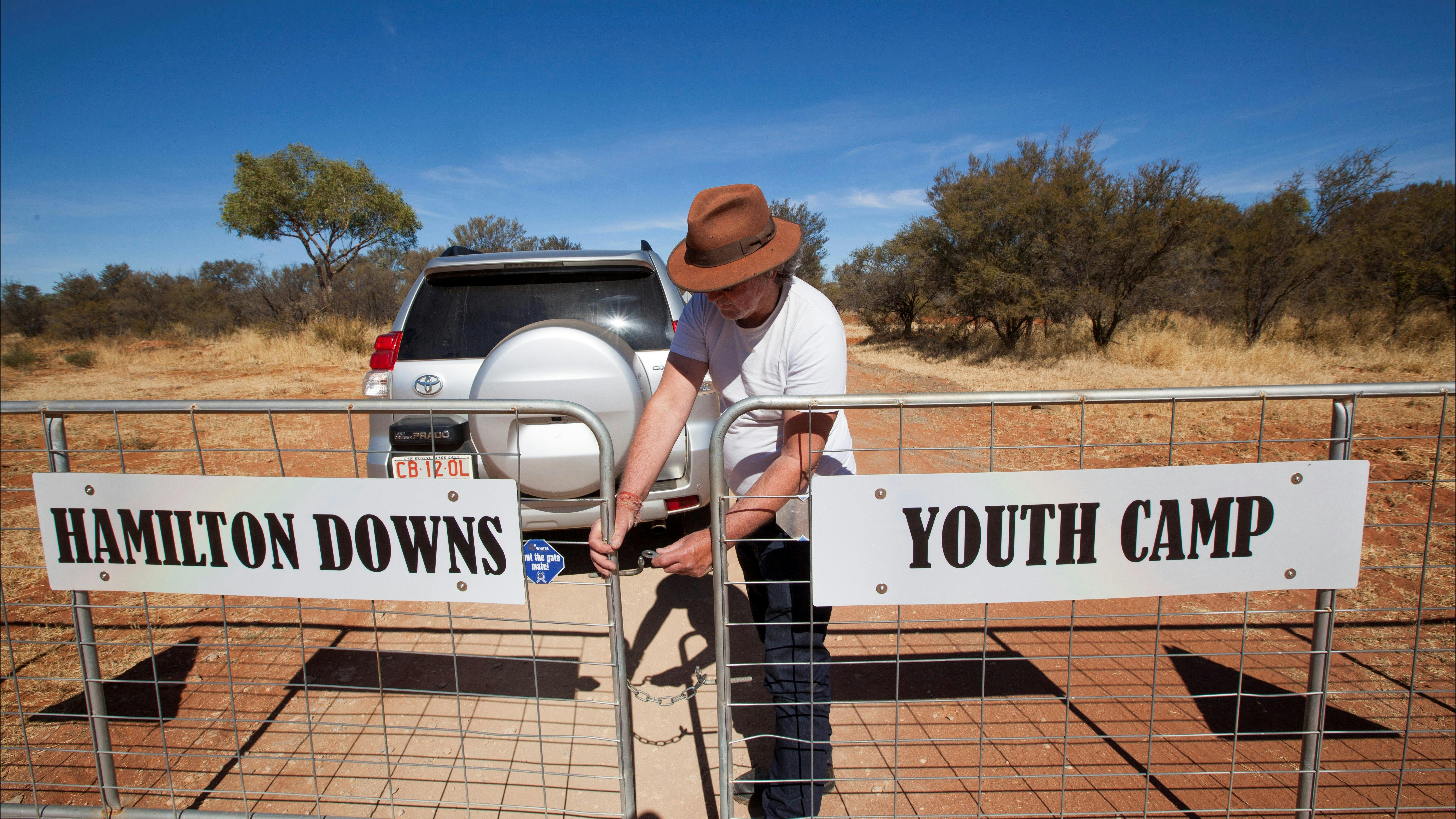 Camp Entry access, off Tanami Highway