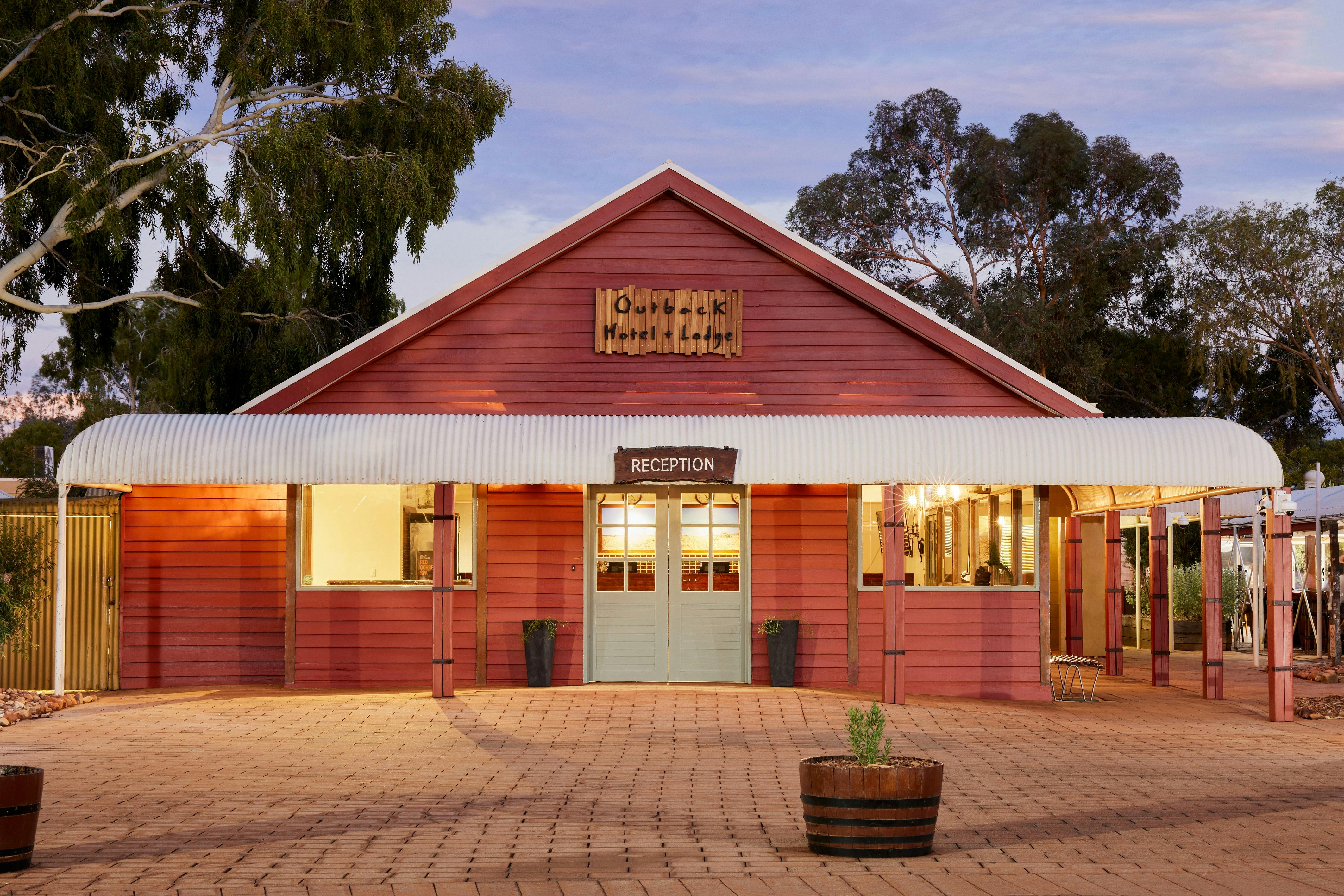 Outback Hotel and Lodge