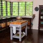 Bush Kitchen
