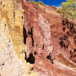 Larapinta Trail with Australian Walking Holidays / World Expeditons