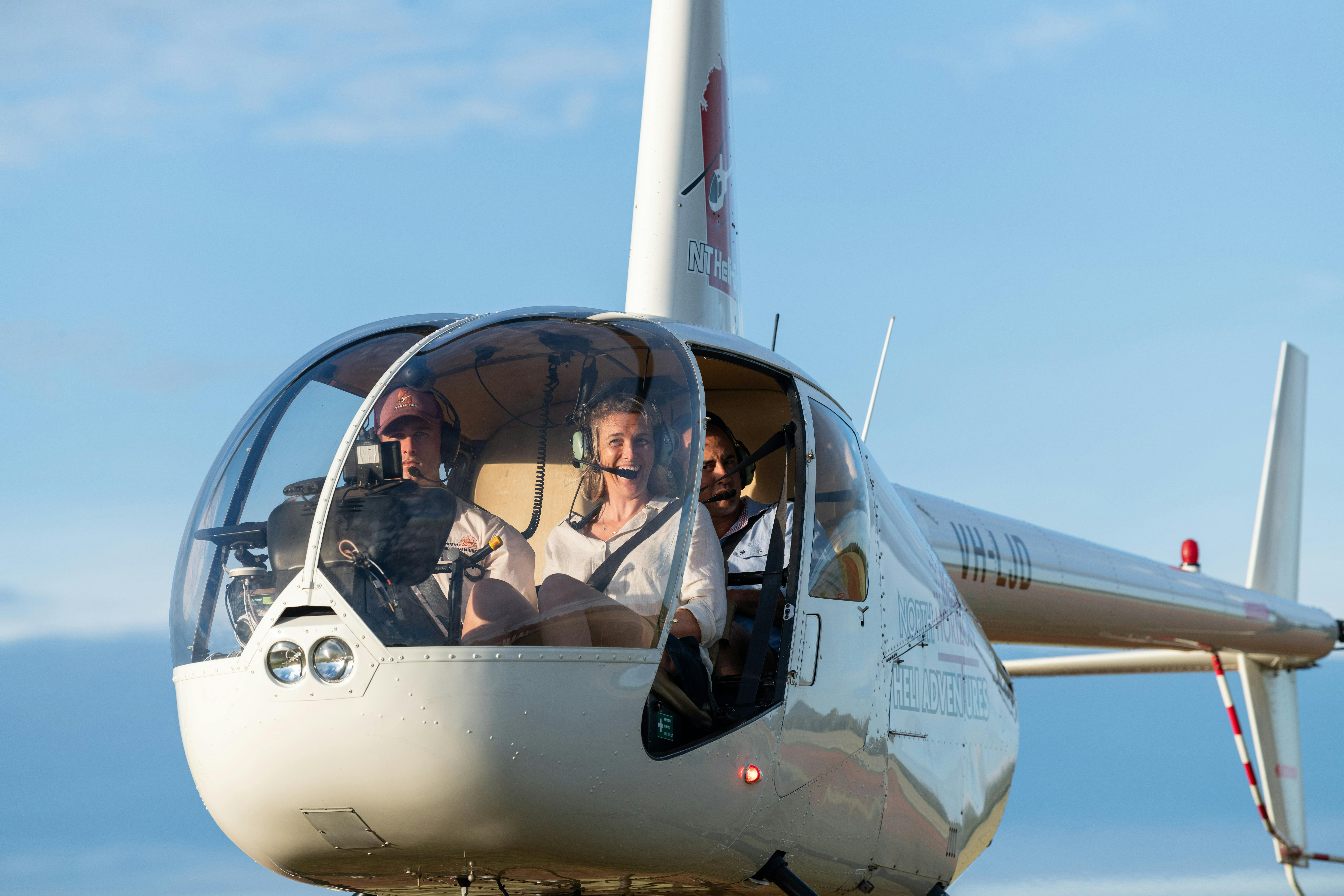 North Horizon Heli preparing to depart