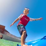 Ride the 10min waves!