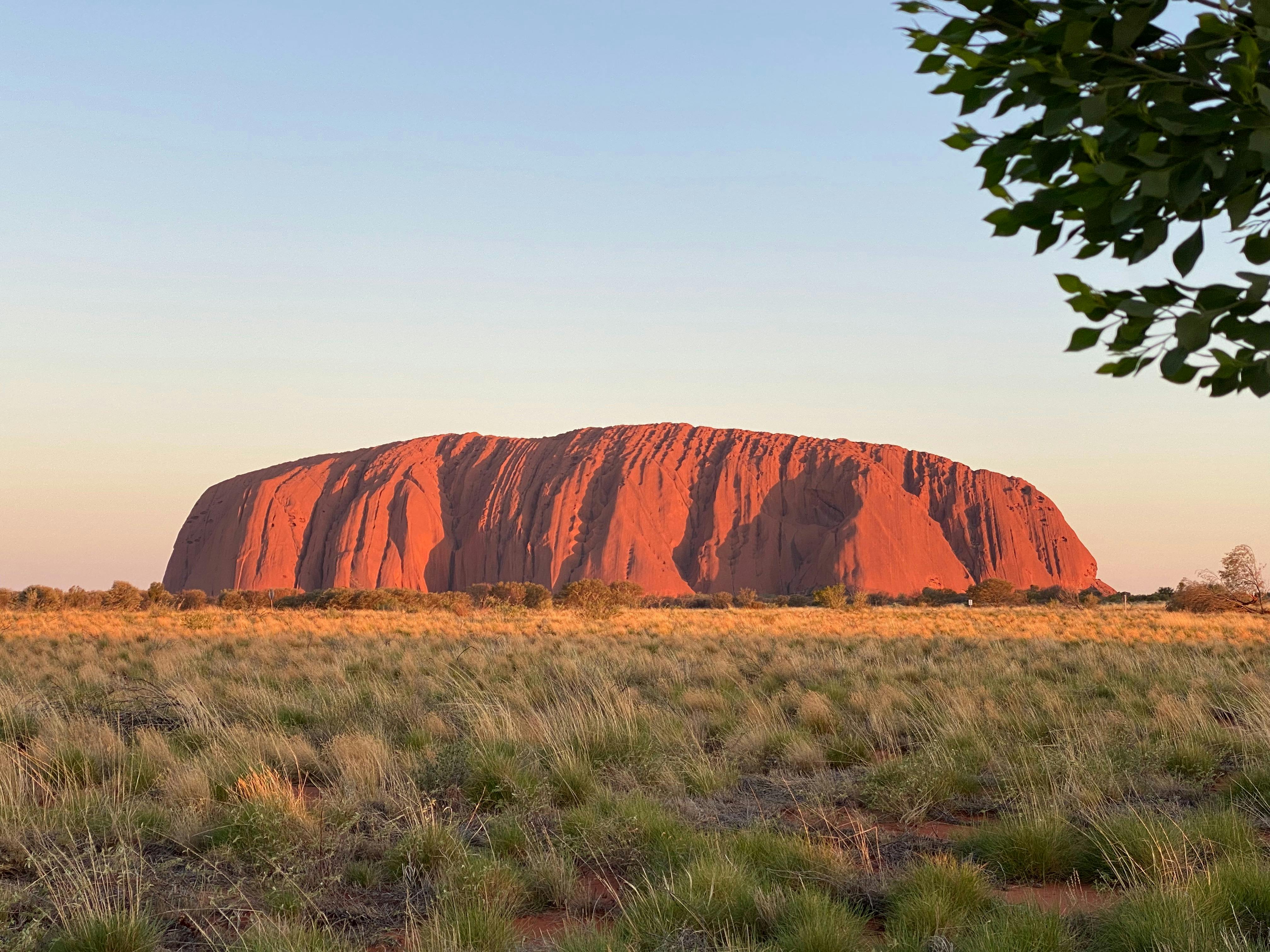 Uluru Tour with Kata Tjuta, Kings Canyon & MacDonnell Ranges - Yulara to Alice Springs