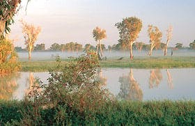 4.5 Day Kakadu Arnhem Land Luxury 4WD and Light Aircraft