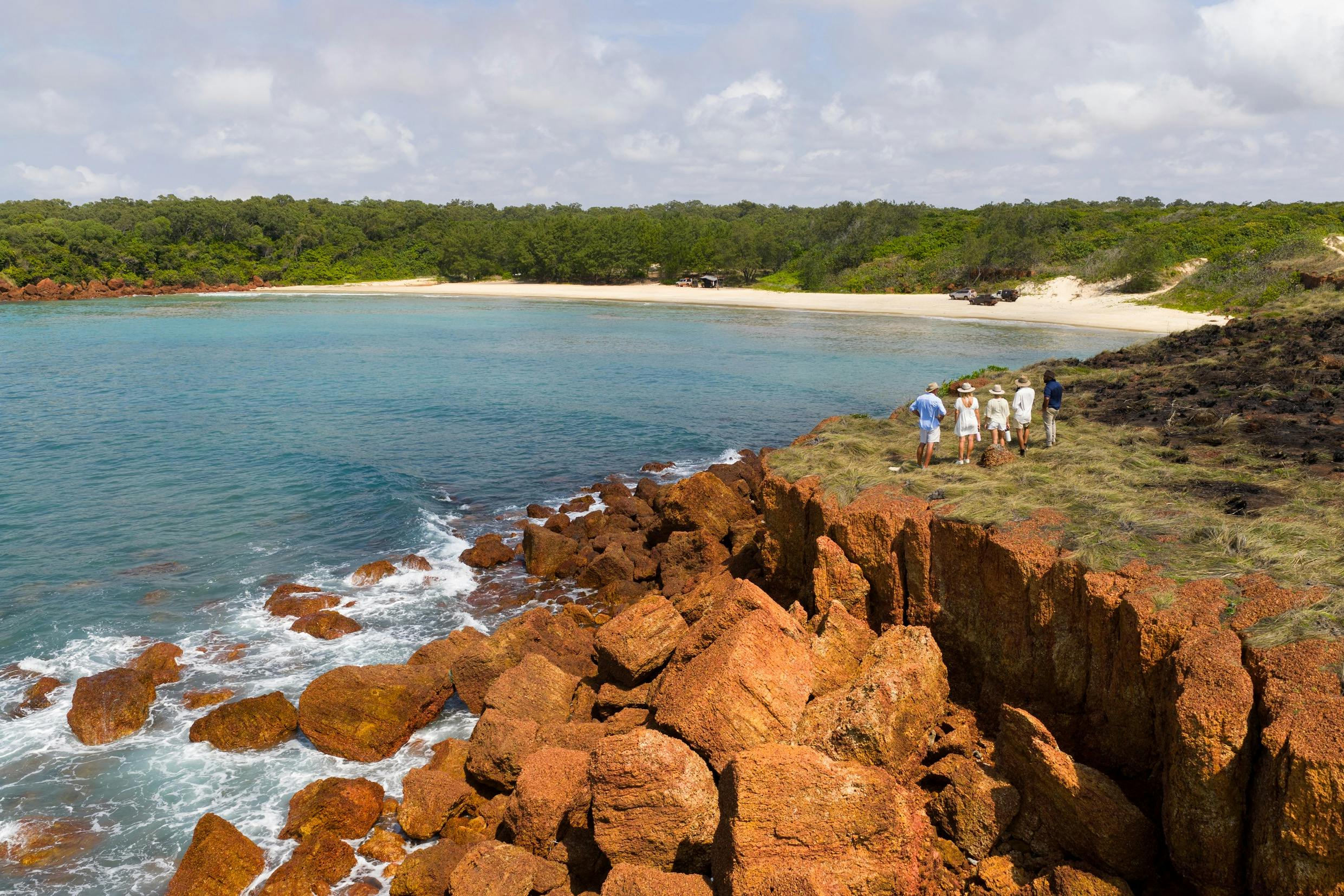 Guided hiking trail tour with The Yolngu Host overlooking Little Bondi beach.