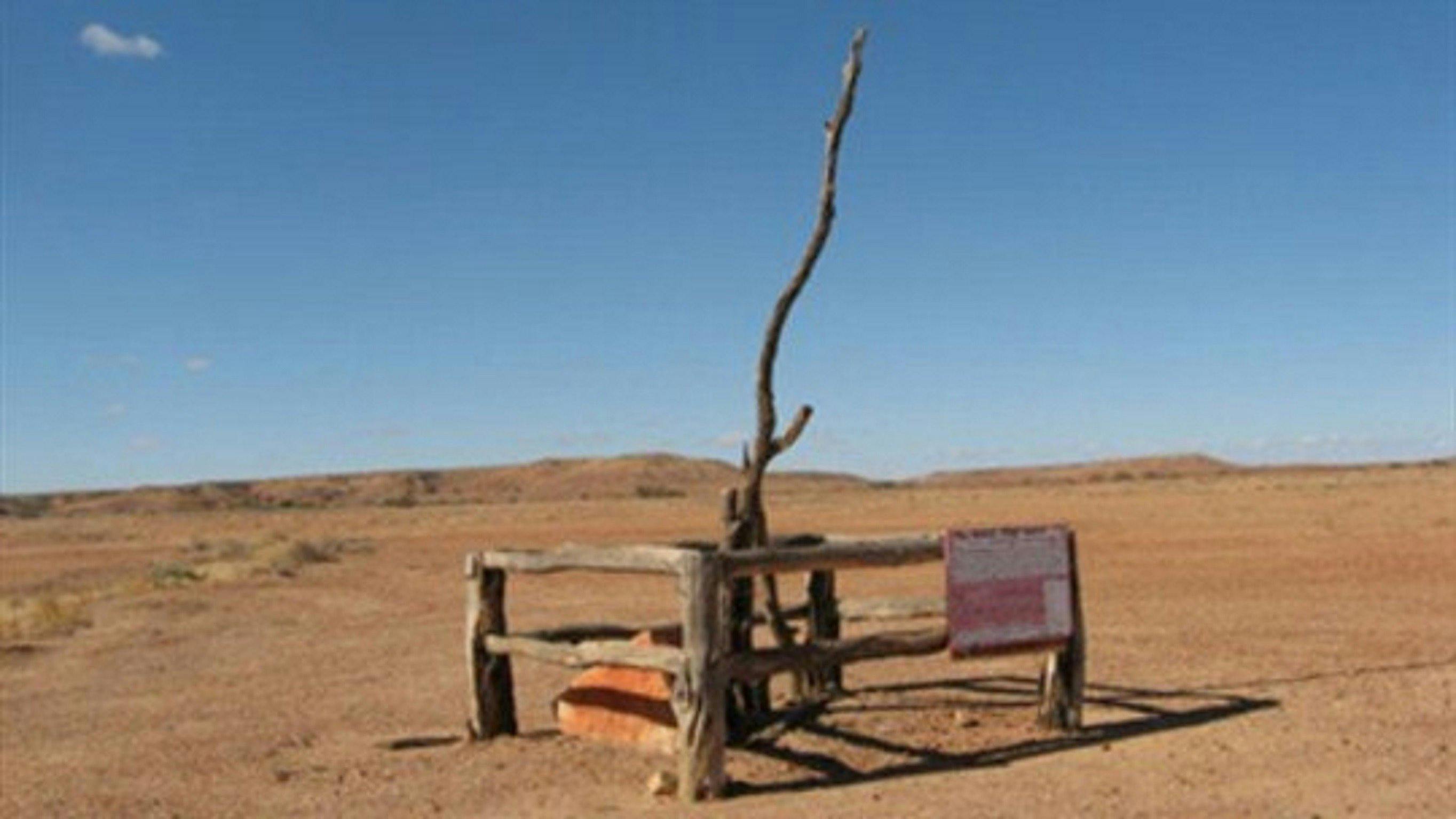 Frew Ponds Overland Telegraph Line Memorial Reserve