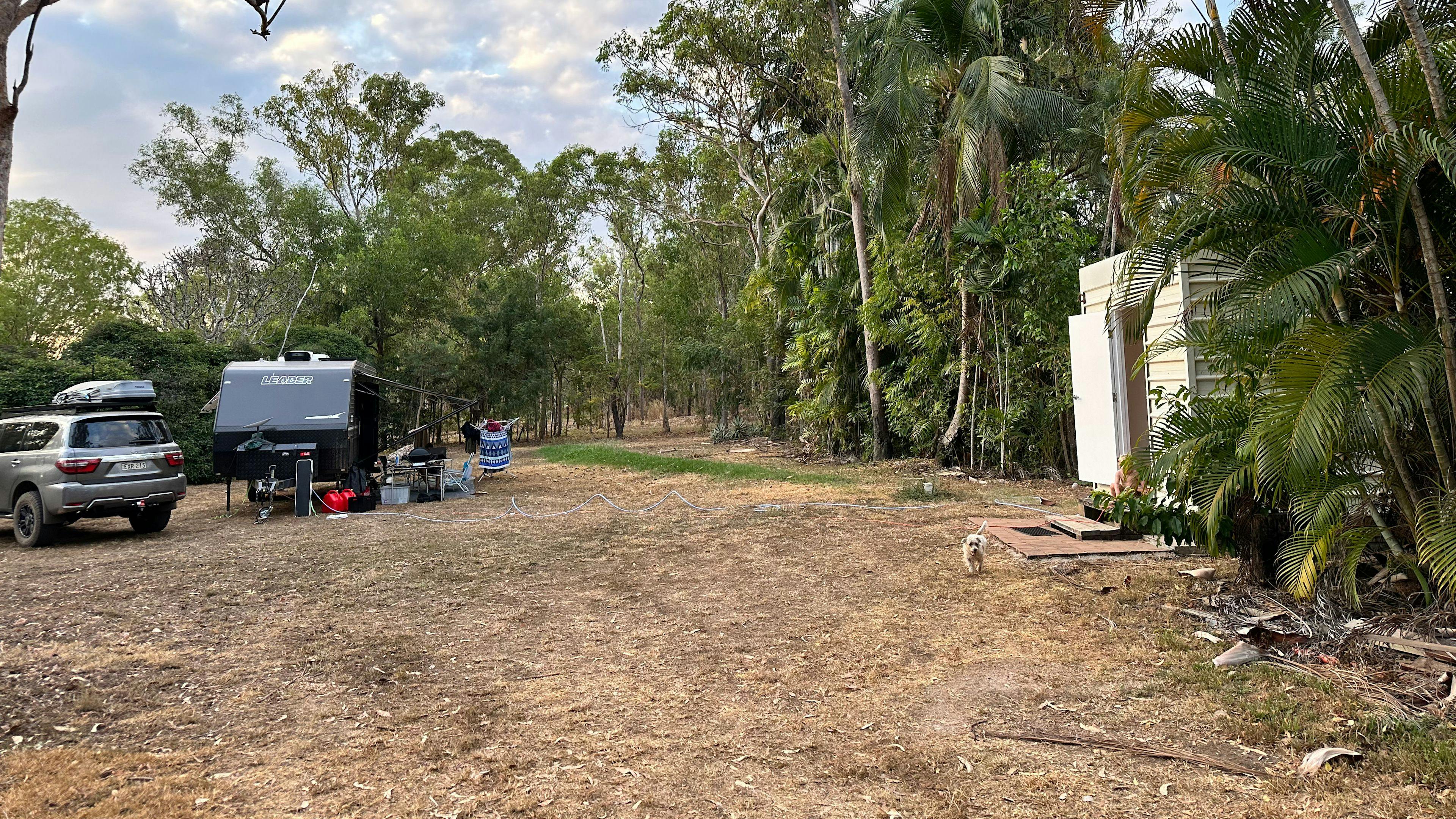 An example of a caravan and 4x4 set up.