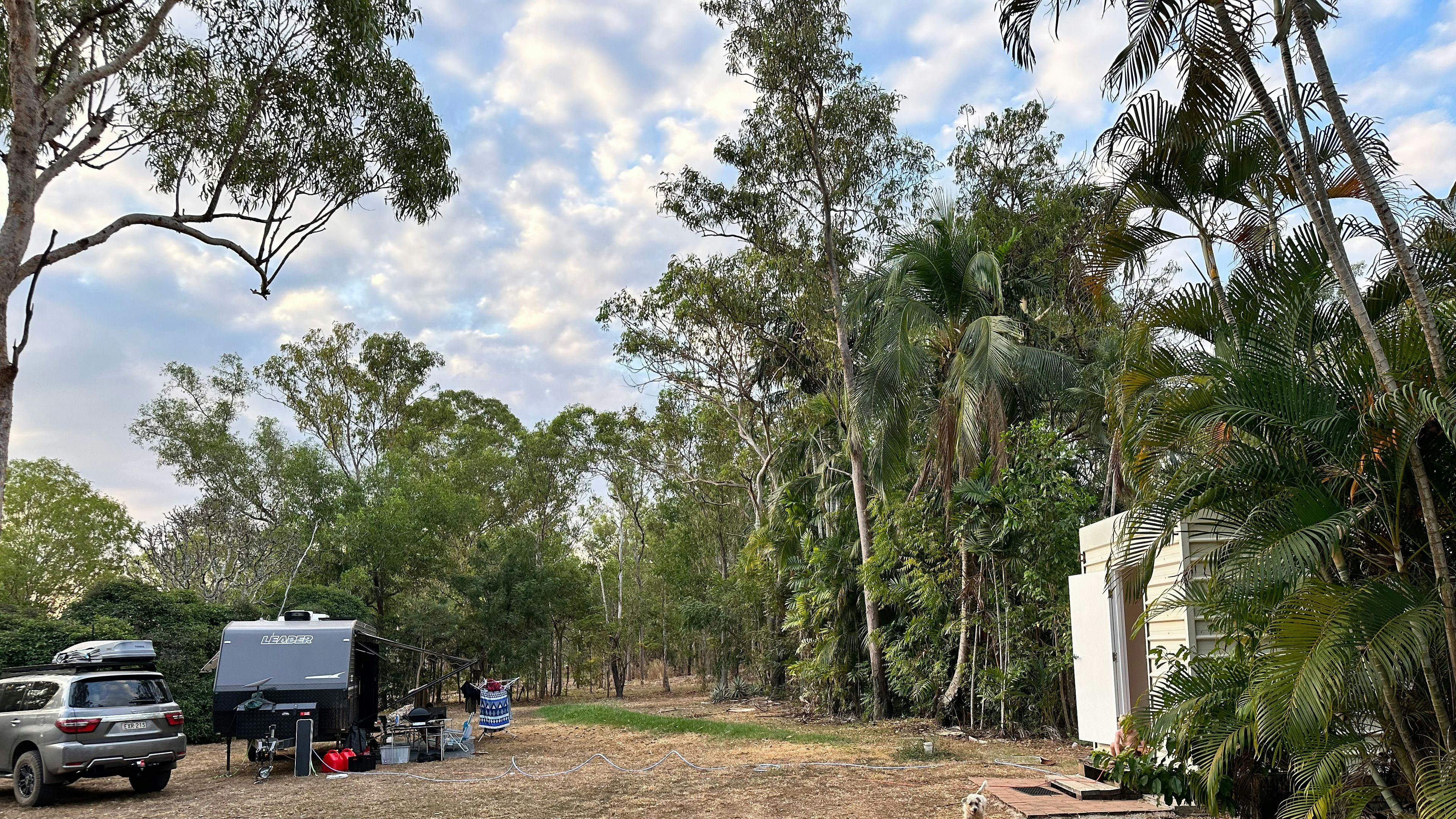 An example of a caravan and 4x4 set up.