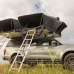 Desert Sands 4x4 Campervan - sleeps and seats 5 people