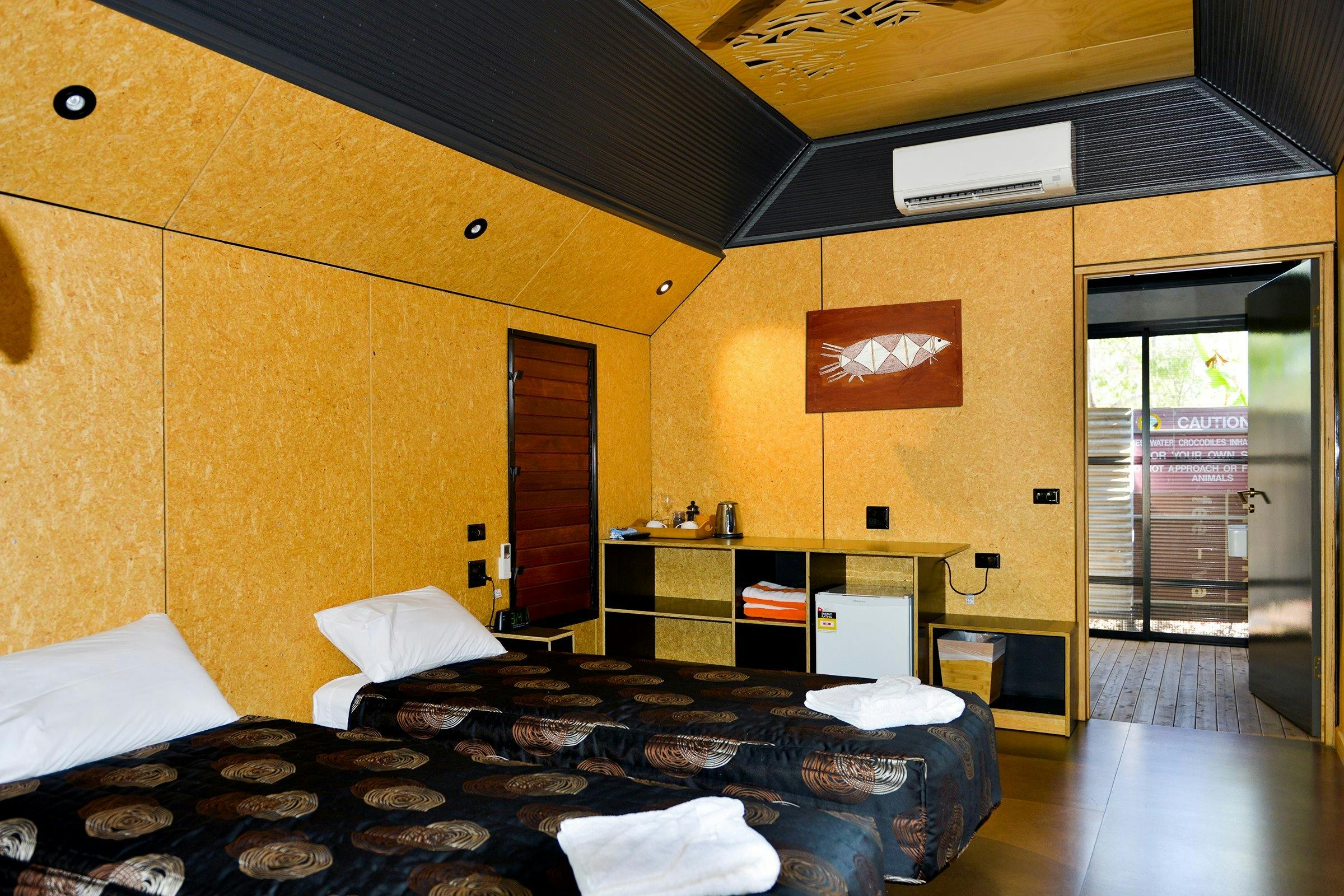 Internal Twin Anbinik Suite