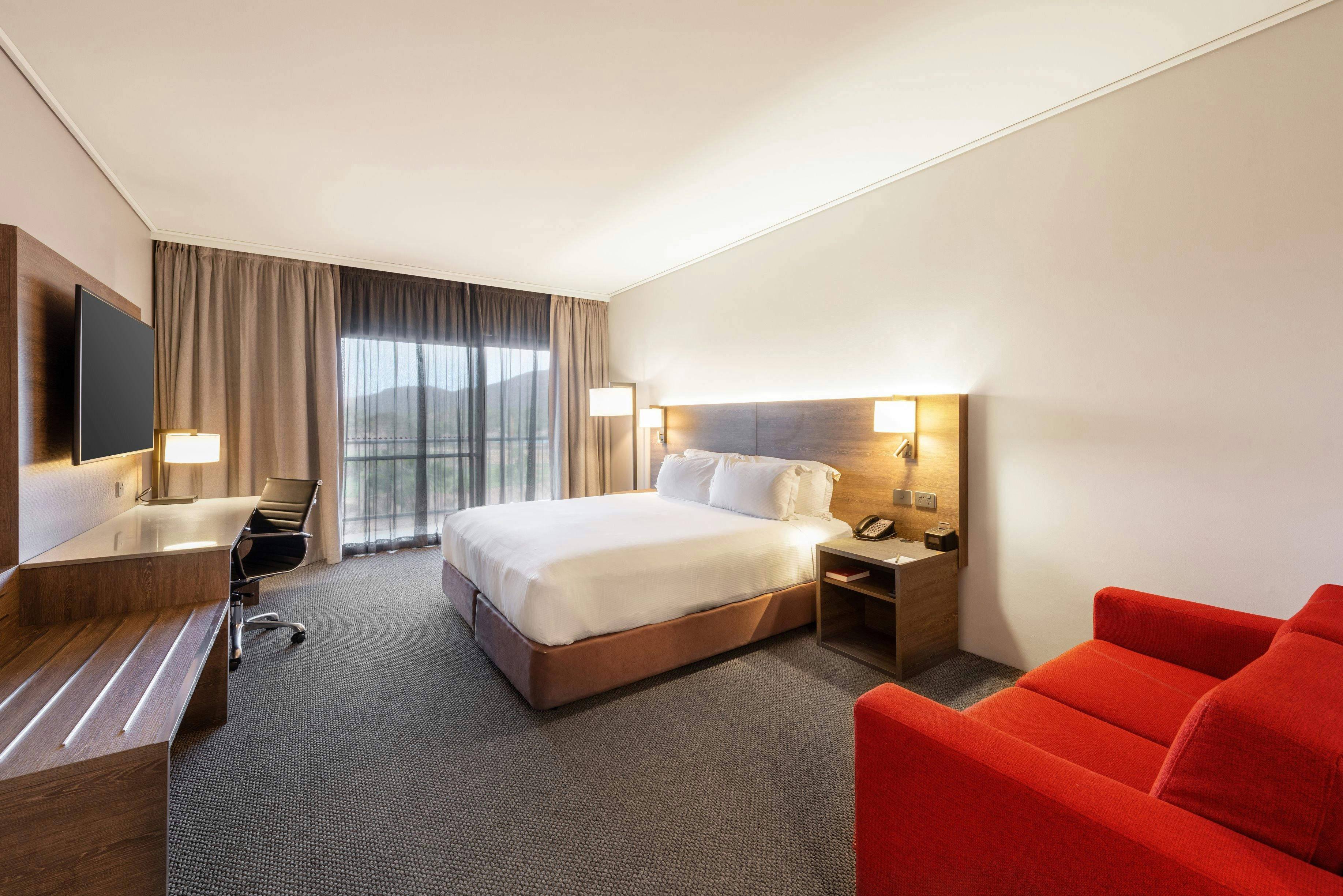 king premier suite bedroom hotel