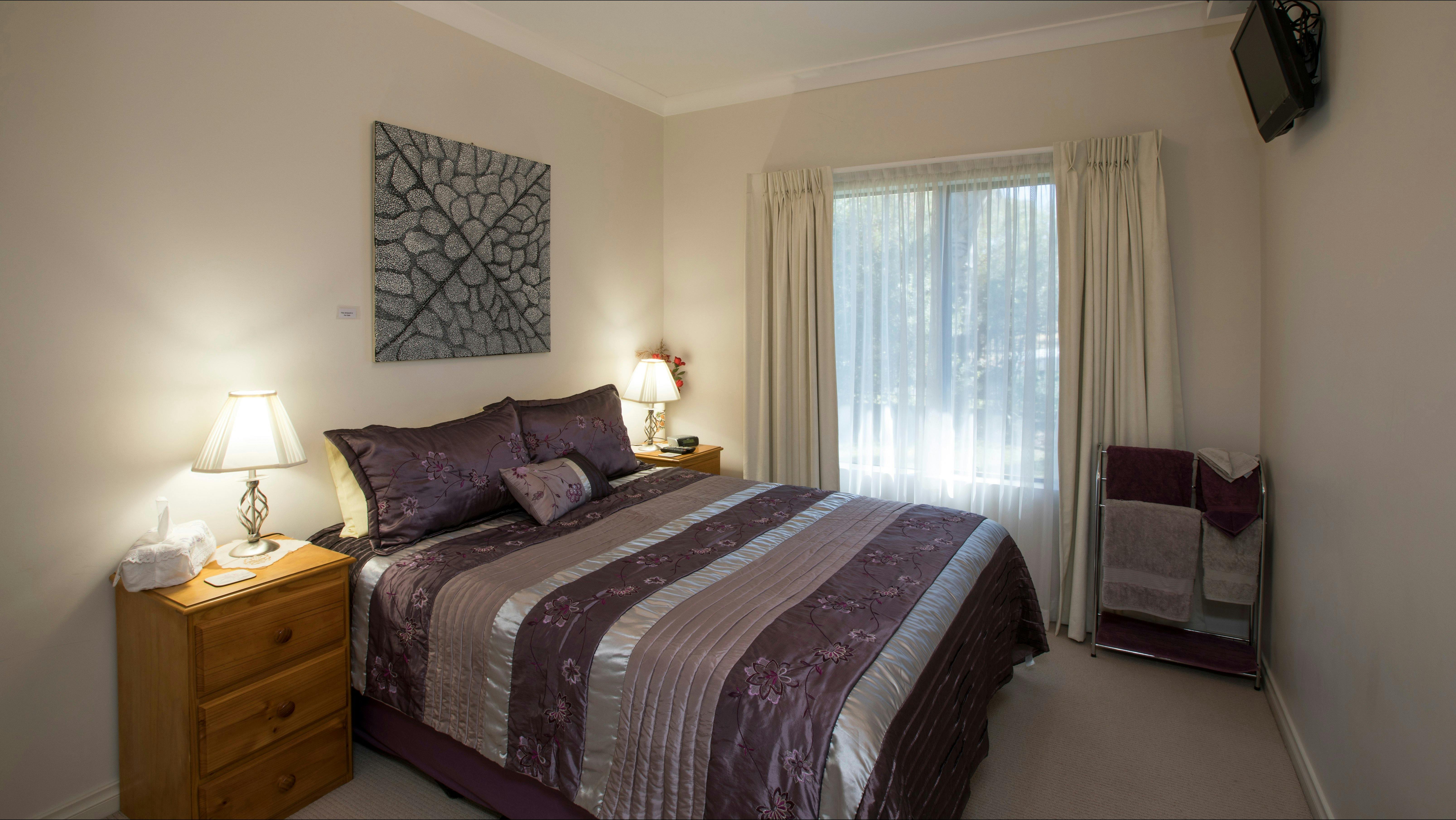 Queen Bedroom 2 Main House