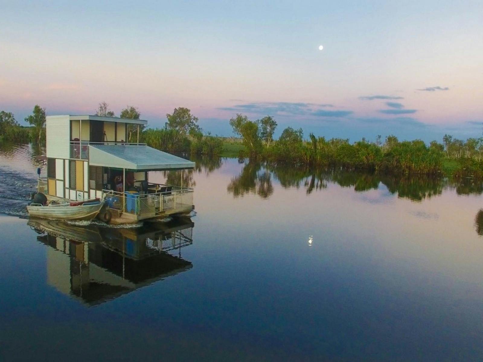 Corroboree Houseboats