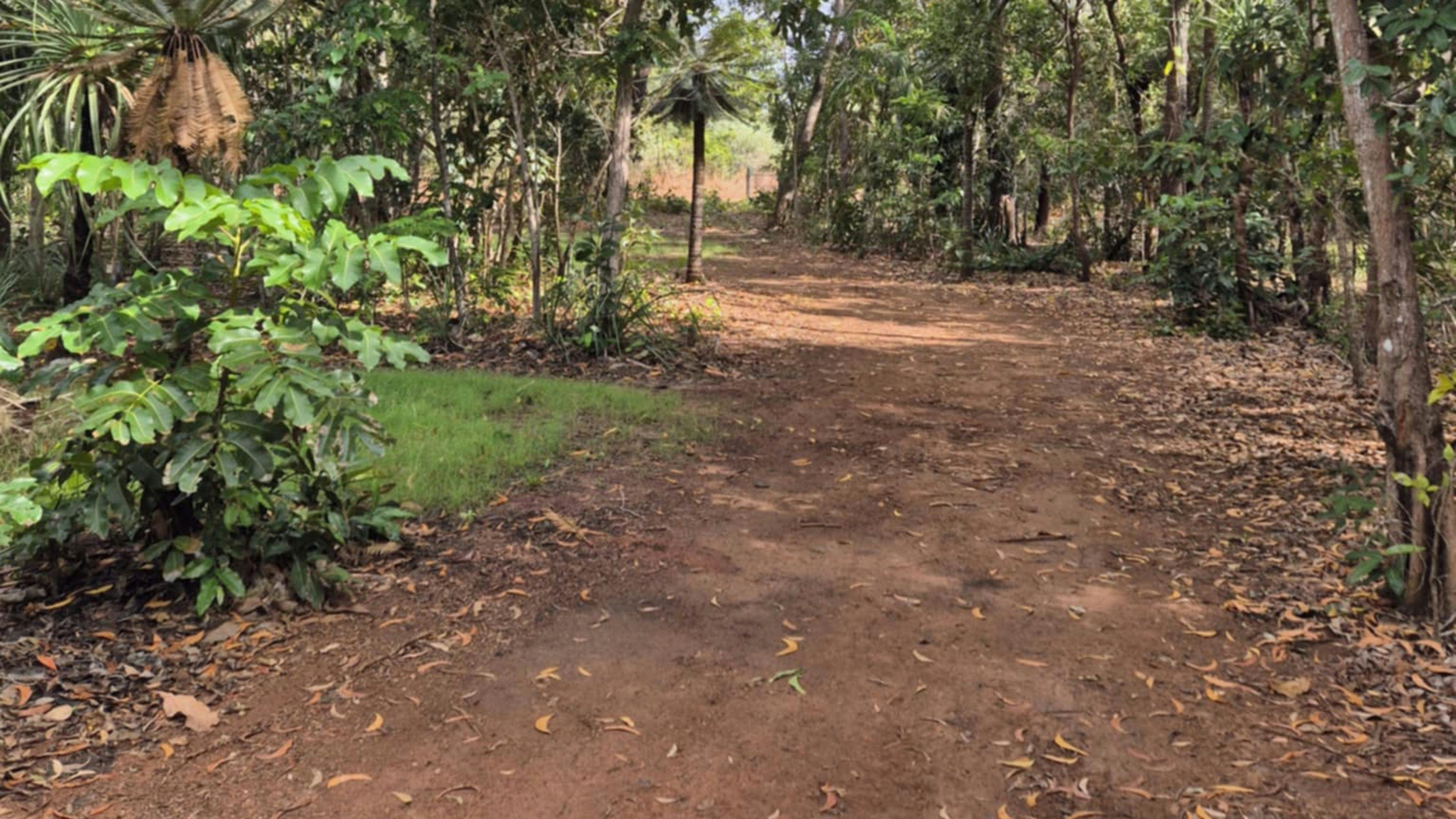 Middle Camp & Stay - DUNDEE