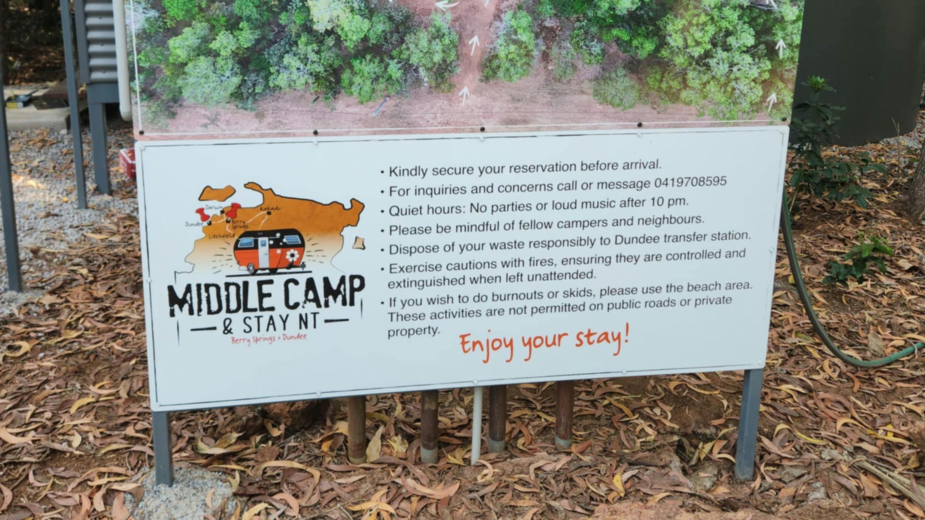 Middle Camp & Stay - DUNDEE