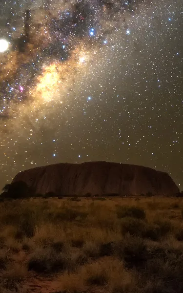 milky way and a starry sky over uluru at night,-d-,jpg