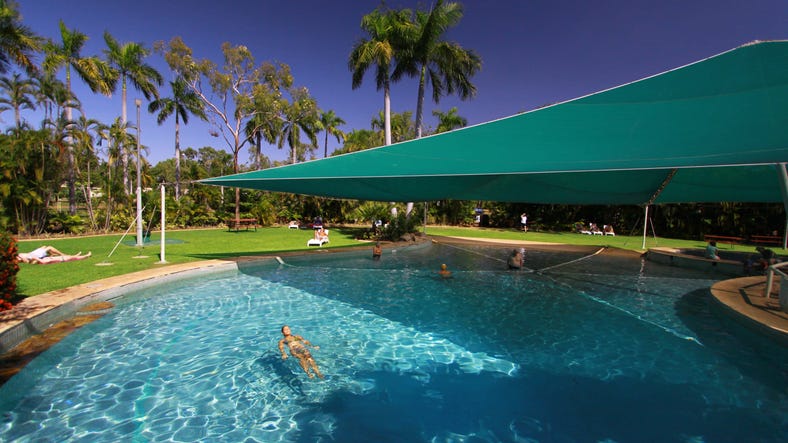 Auora Kakadu Pool