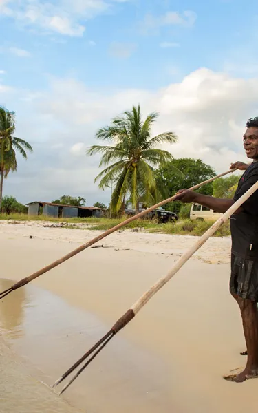 Men spear fishing with Bawaka Cultural Experience