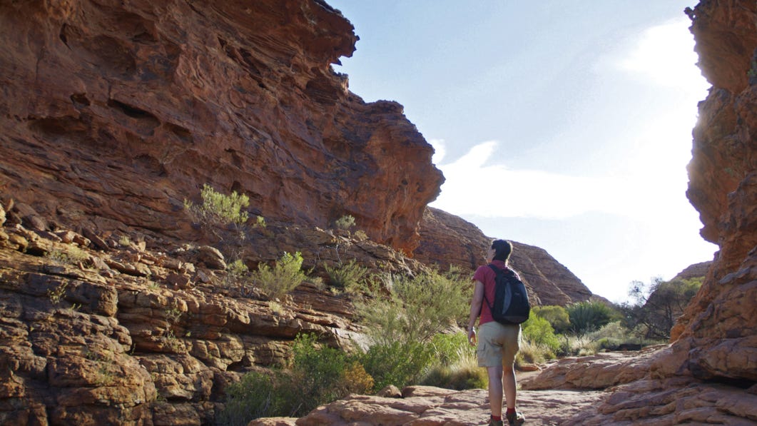 Hiking in Kings Canyon in Watarrka National Park