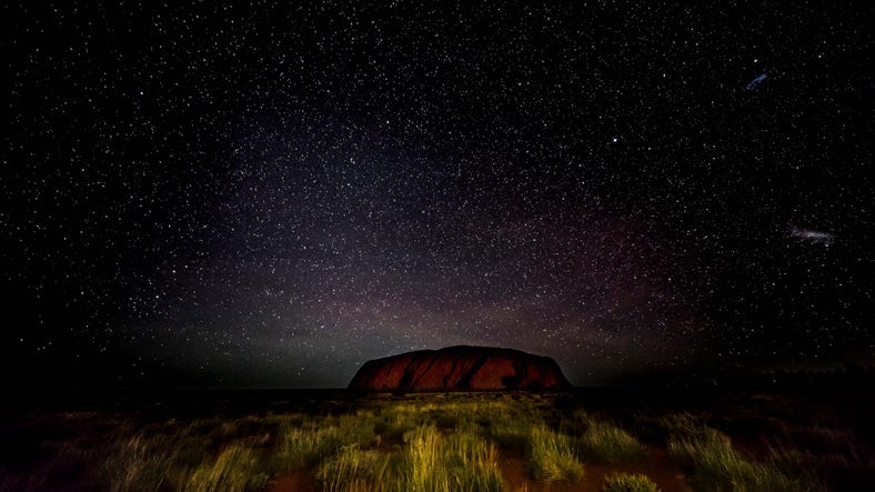 2-Uluru night sky