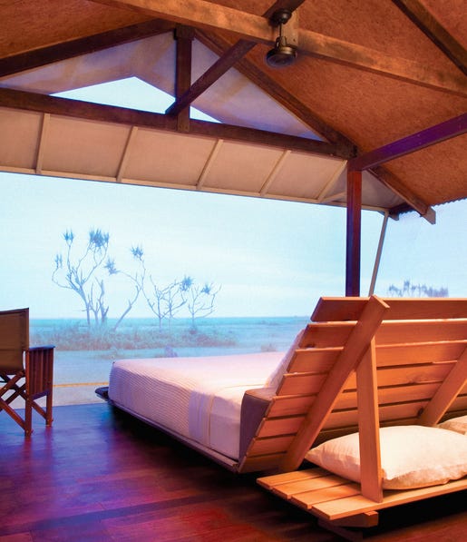 Luxury accommodation with a view at Bamurru Plains
