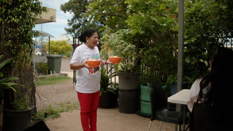 AMYE HOLDING LAKSA