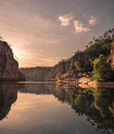 The sunrising over Katherine Gorge