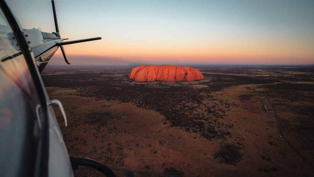 uluru helicopter tour the bachelor