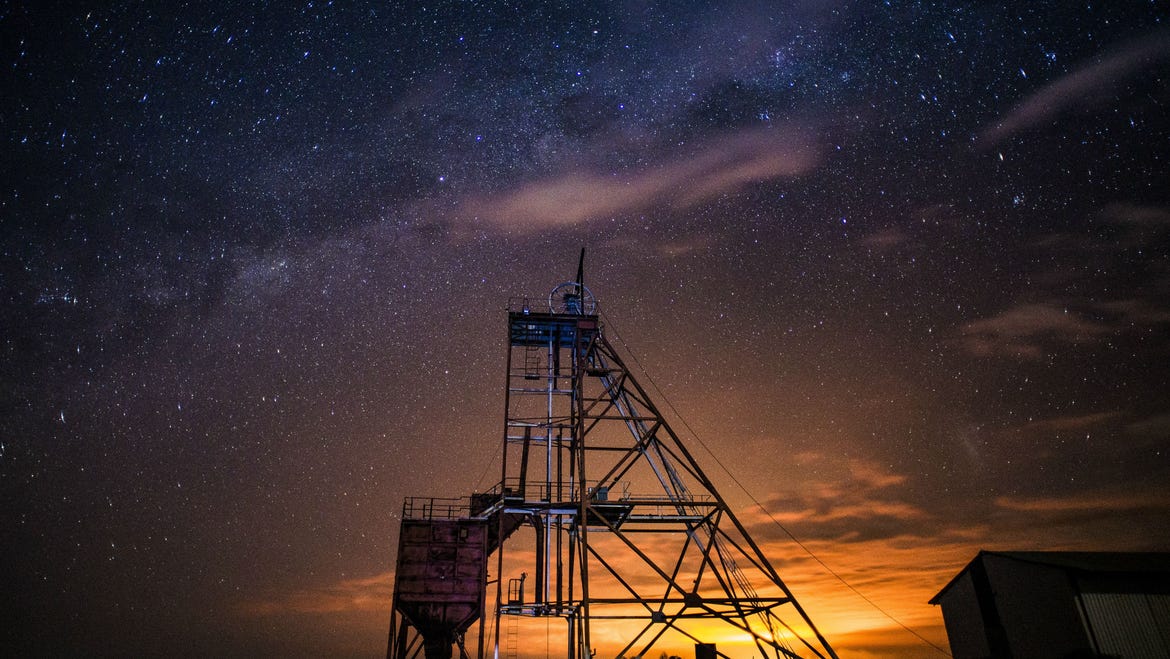 Gold mine in Tennant Creek at night
