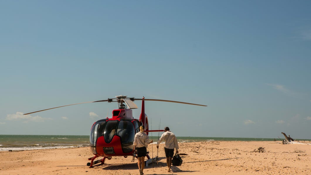 1 Helifish tour group near Darwin image2