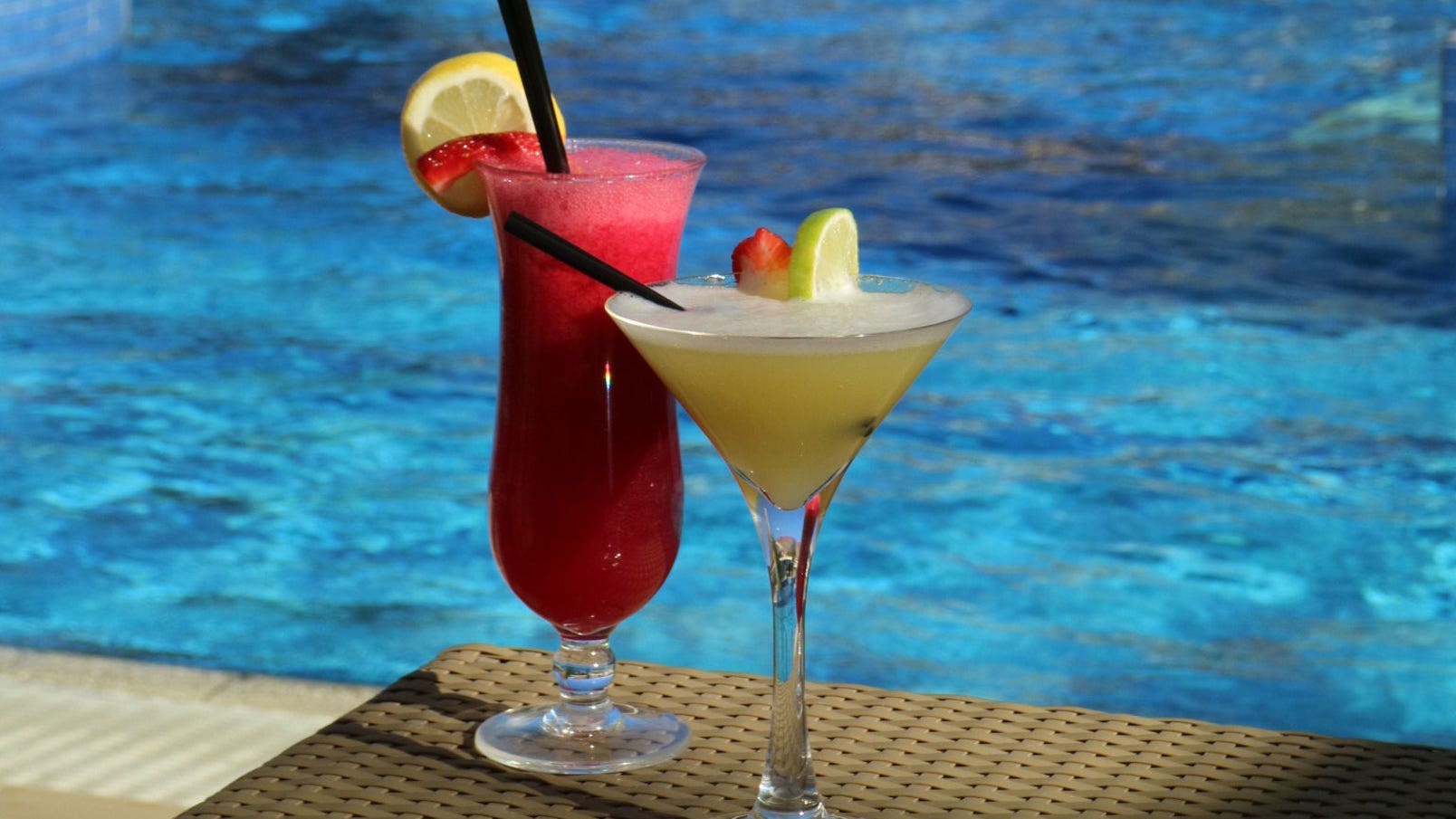 crowne-plaza-alice-springs-cocktails