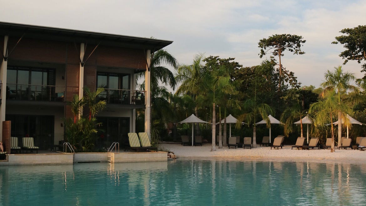 mindil-beach-resort-darwin-pool
