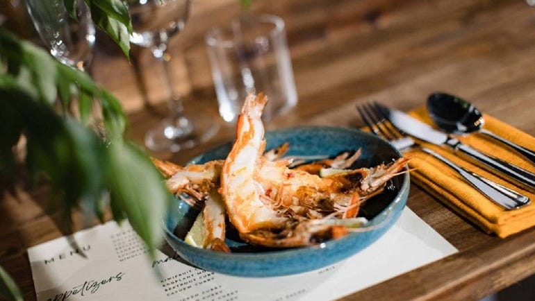 prawns at ella by minli in darwin city