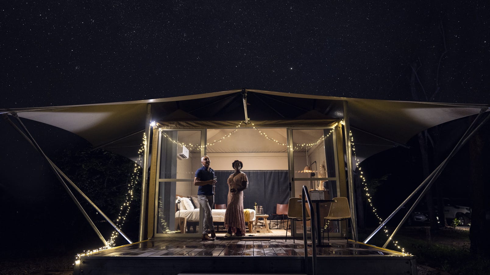 cooinda-lodge-glamp-tent-experience-under-stars