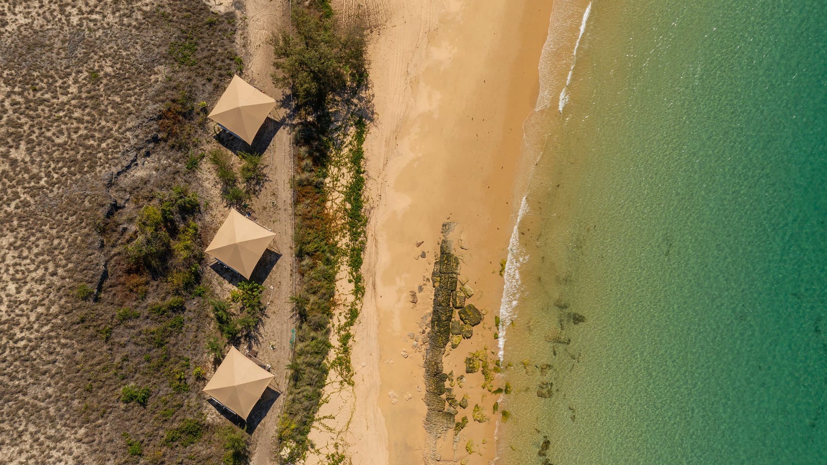 Aerial of Banu Banu Beach Retreat on Bremer Island