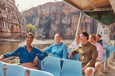 group of people on a cruise in nitmiluk gorge