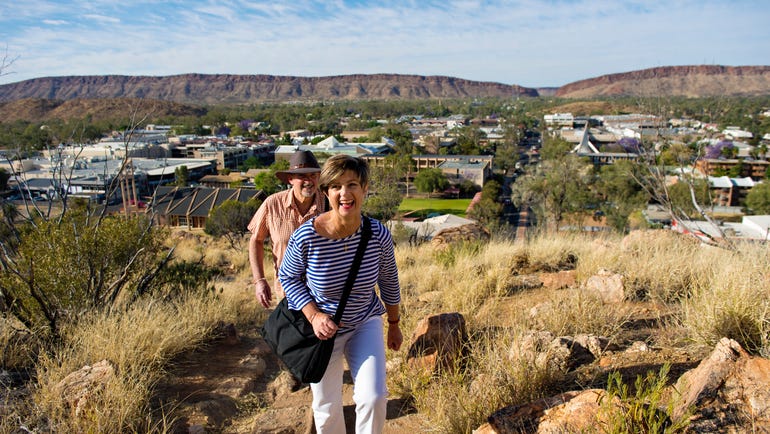 Anzac Hill Alice Springs.jpg