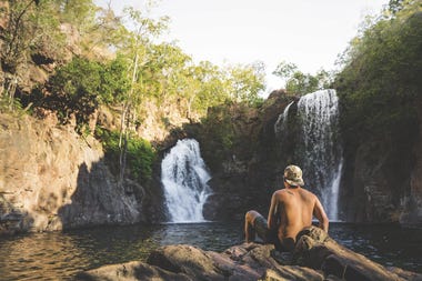 Take the scenic route 11 iconic stops around Litchfield