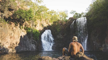 Take the scenic route 11 iconic stops around Litchfield